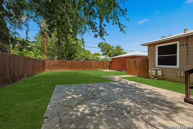 1503 Donaldson Ave — Photo 18