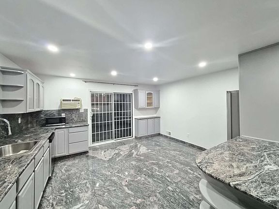 3rd image of 29 Eton Pl Floor 1