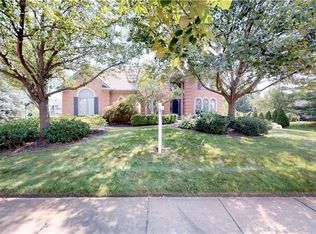 22470 Southwyck Ct, Novi, MI 48374