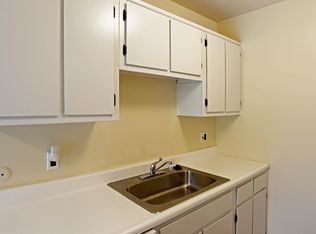 River Bend Apartments, Westland, MI 48185