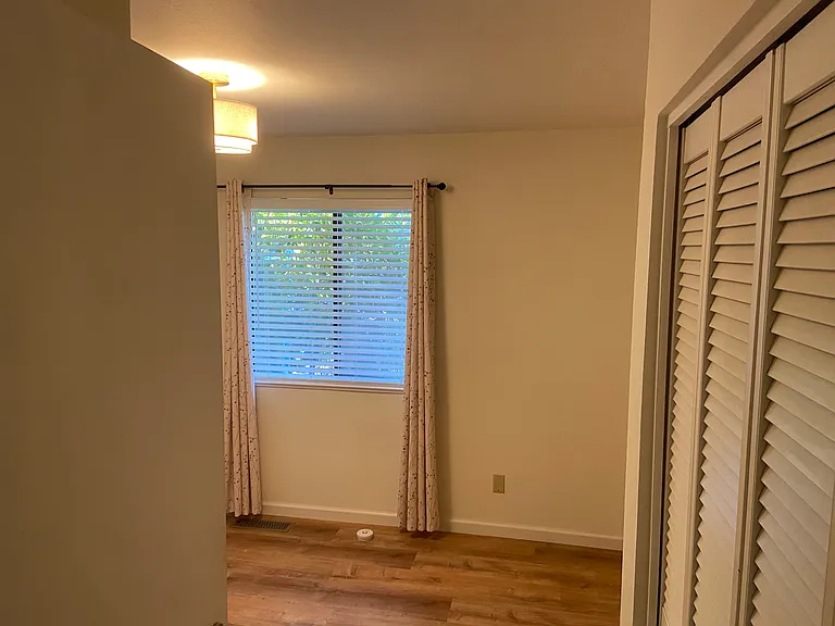 424 Mason St — Photo 10