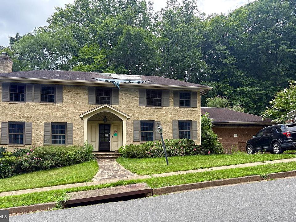 1st image of 4090 Ridgeview Cir