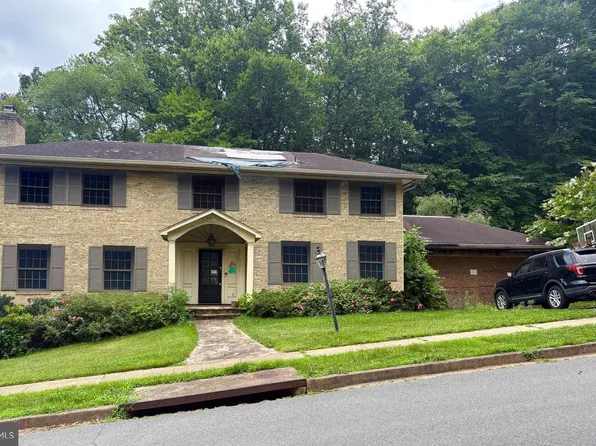4090 Ridgeview Cir, Mc Lean, VA 22101