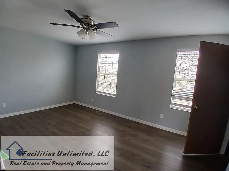 6135 Shamrock Cir — Photo 14