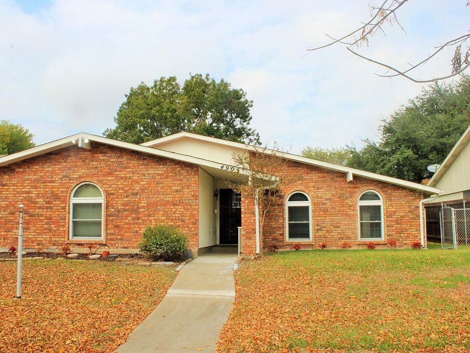 1st image of 4905 Crawford Dr