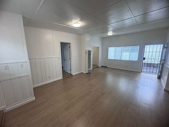 5th image of 1630 Hughes Cir #B