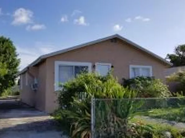 628 W 7th Street, Riviera Beach, FL 33404