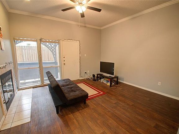 3rd image of 2606 Rio Grande St APT 101