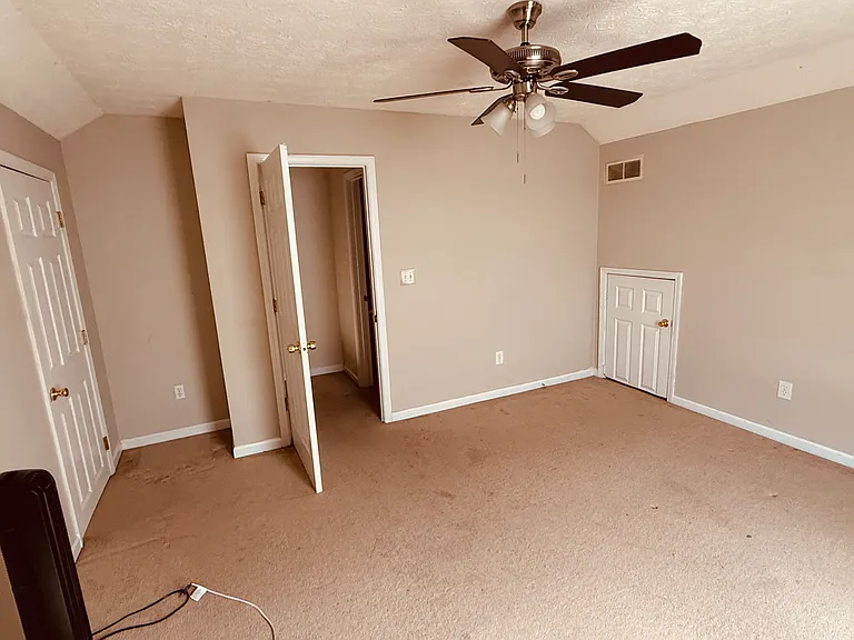 4950 Pinehurst Cir #A — Photo 12