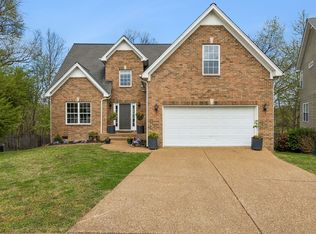 2122 Ieper Dr, Spring Hill, TN 37174