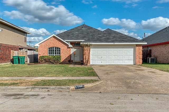 1st image of 703 Keessee Dr
