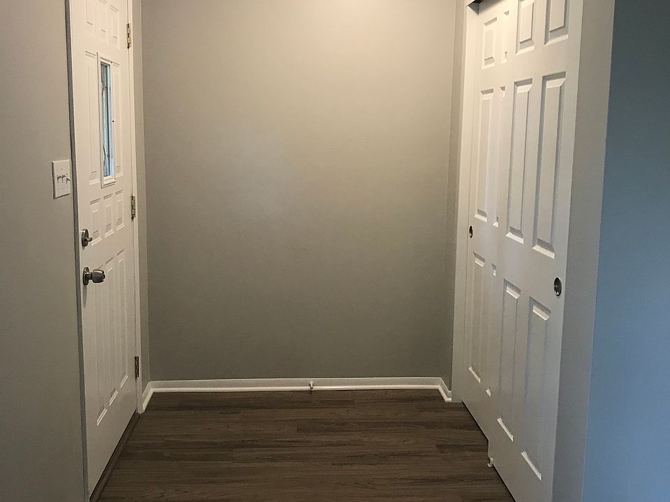 1st image of 157 Chris Dr #159