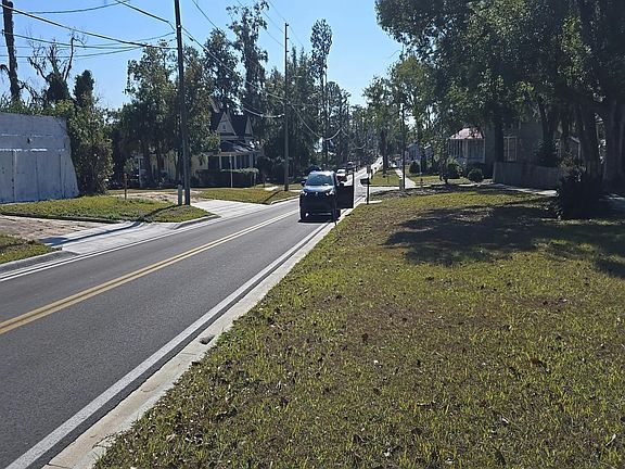 5th image of 338 SW Horry Ave