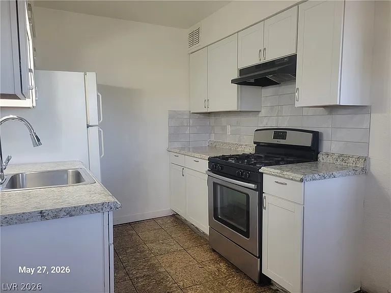 5240 Pebble Beach Blvd #D — Photo 8