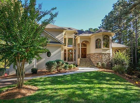 2nd image of 9247 Sherbourne Ln
