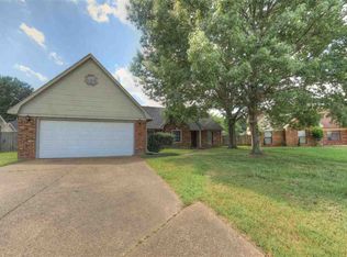 4053 Cedar Trace Cv, Memphis, TN 38125