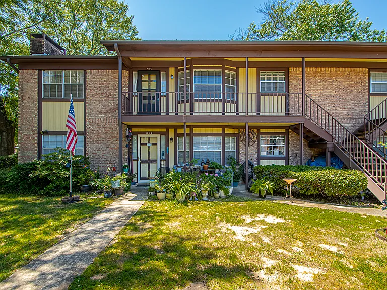 600 Higdon Ferry Rd #803 — Photo 2