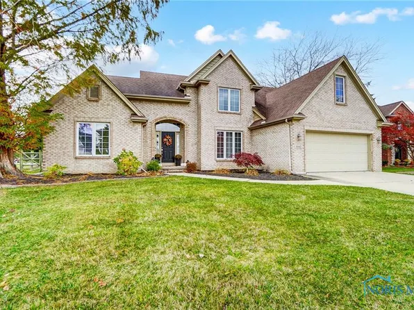 9063 Cedar Berry Ct, Sylvania, OH 43560