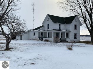 3681 S Lewis Rd, Saint Louis, MI 48880