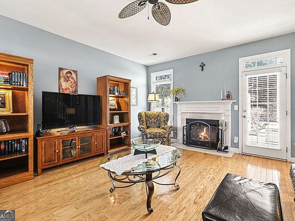 5th image of 839 Scales Rd