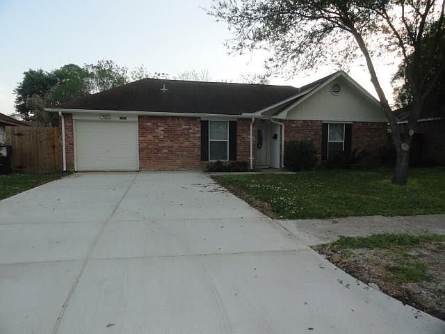 1st image of 11907 Fairbury Dr