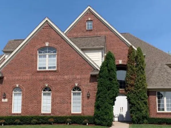 35 Sand Bar Ln, Detroit, MI 48214