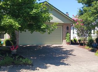 16401 SW 126th Ter, Tigard, OR 97224