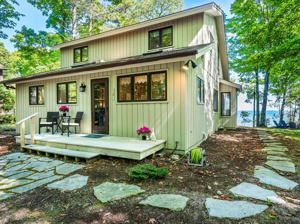 12454 Northern Door Rd, Ellison Bay, WI 54210