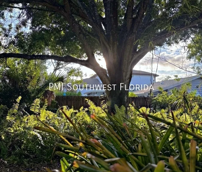 566 S Pelican Dr — Photo 21