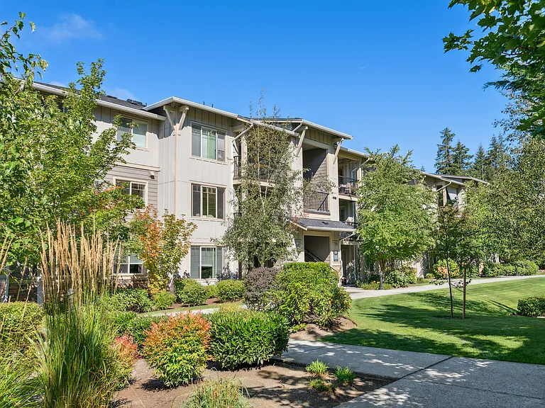 Vue Issaquah — Photo 57