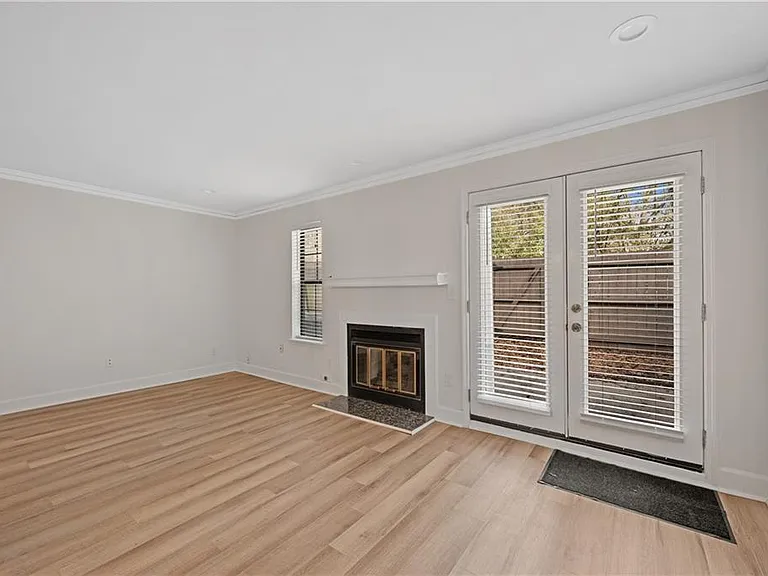 1771 Defoor Ave NW #D — Photo 5