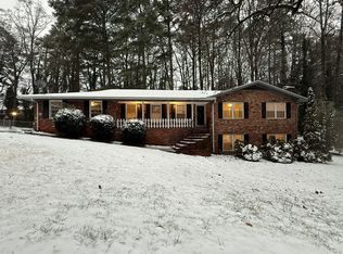 995 Dogwood Way NW, Norcross, GA 30093