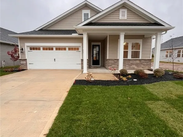 2168 Myla Way, Amherst, OH 44001
