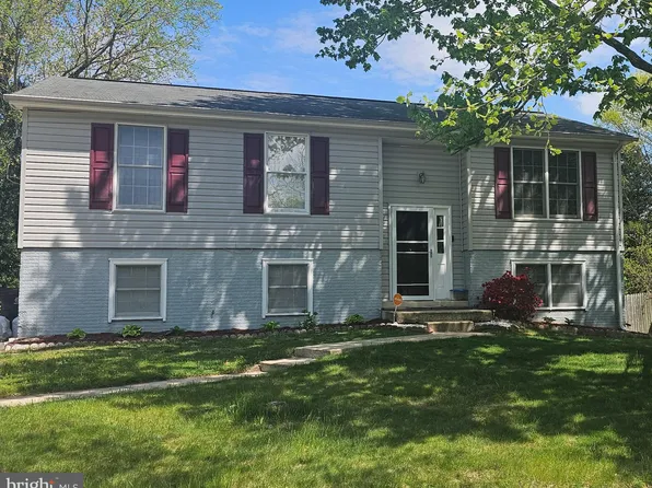 7208 Sybaris Dr, Upper Marlboro, MD 20772