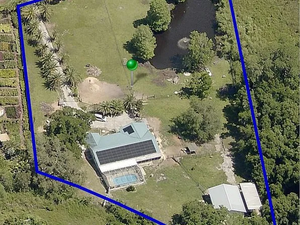 8520 County Road 48, Yalaha, FL 34797