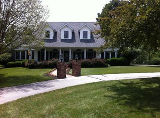 4102 Tara Lake Dr, Fulton, MO 65251