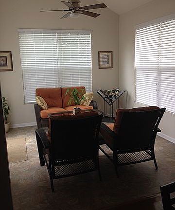4th image of 38443 Foxglen Ave