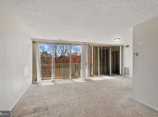 1824 Metzerott Rd APT 204, Adelphi, MD 20783