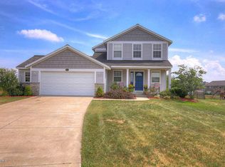 9532 Jack Pine Dr, West Olive, MI 49460