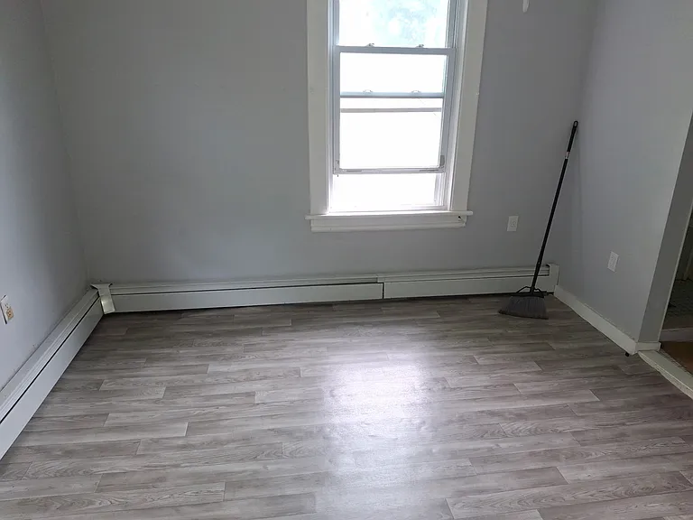 954 Wells Pl #2 — Photo 5