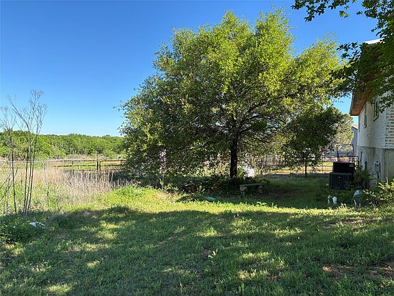 5th image of 5355 Banks Rd
