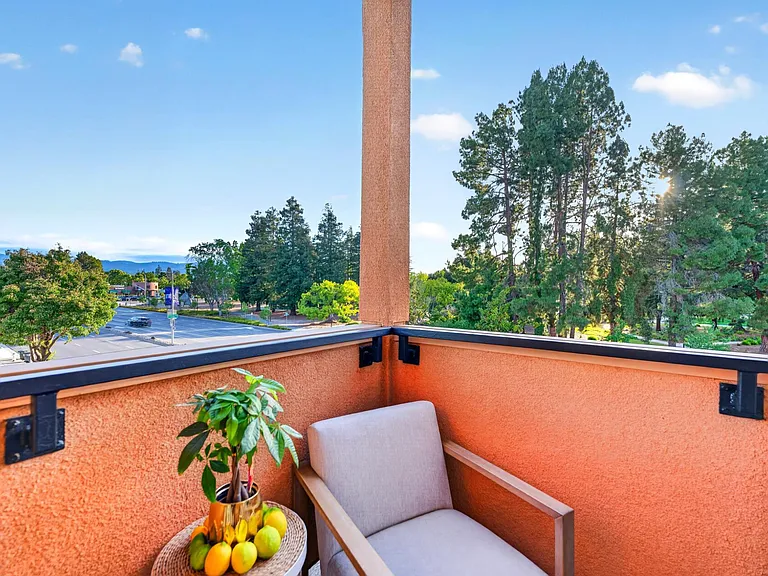 538 S Mathilda Ave #301 — Photo 41