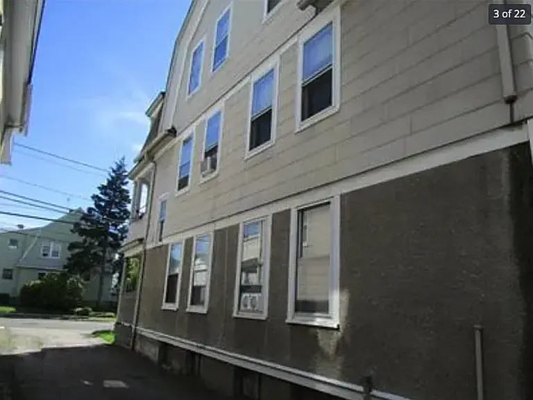 769 Brewster St — Photo 16