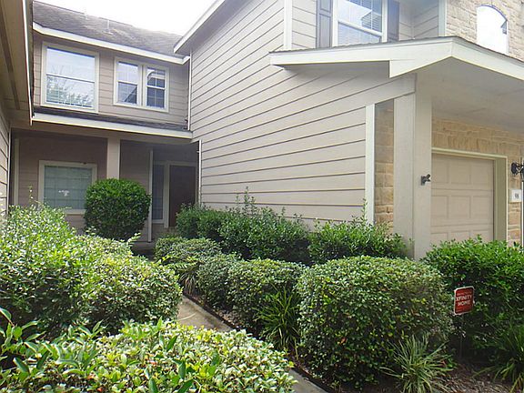 Minutes from IH-45, excellent CISD schools, parks, pools, and miles of hike/bike trails!