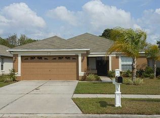 7404 Parkersburg Dr, Zephyrhills, FL 33545