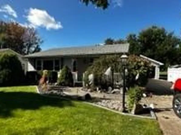 1700 K St, La Porte, IN 46350