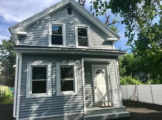 14 Exchange Pl, Lowell, MA 01852