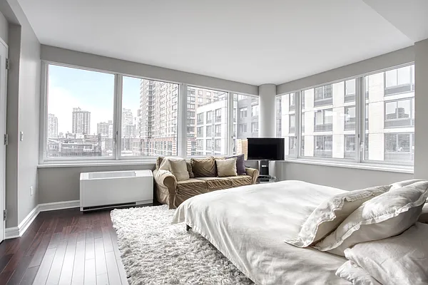 Sold by BLU Real Estate | media 5