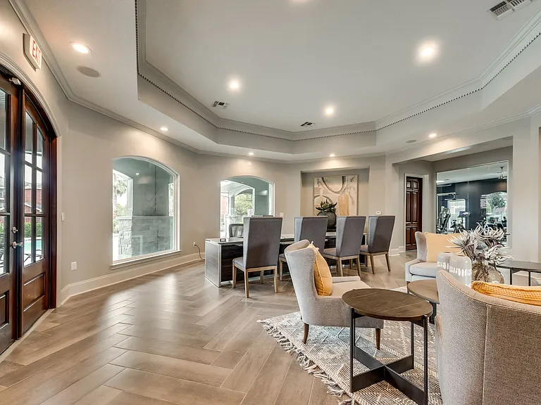Grand Palms — Photo 15