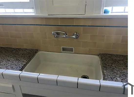 2 bed, 985 sqft, $2,800 — Photo 2
